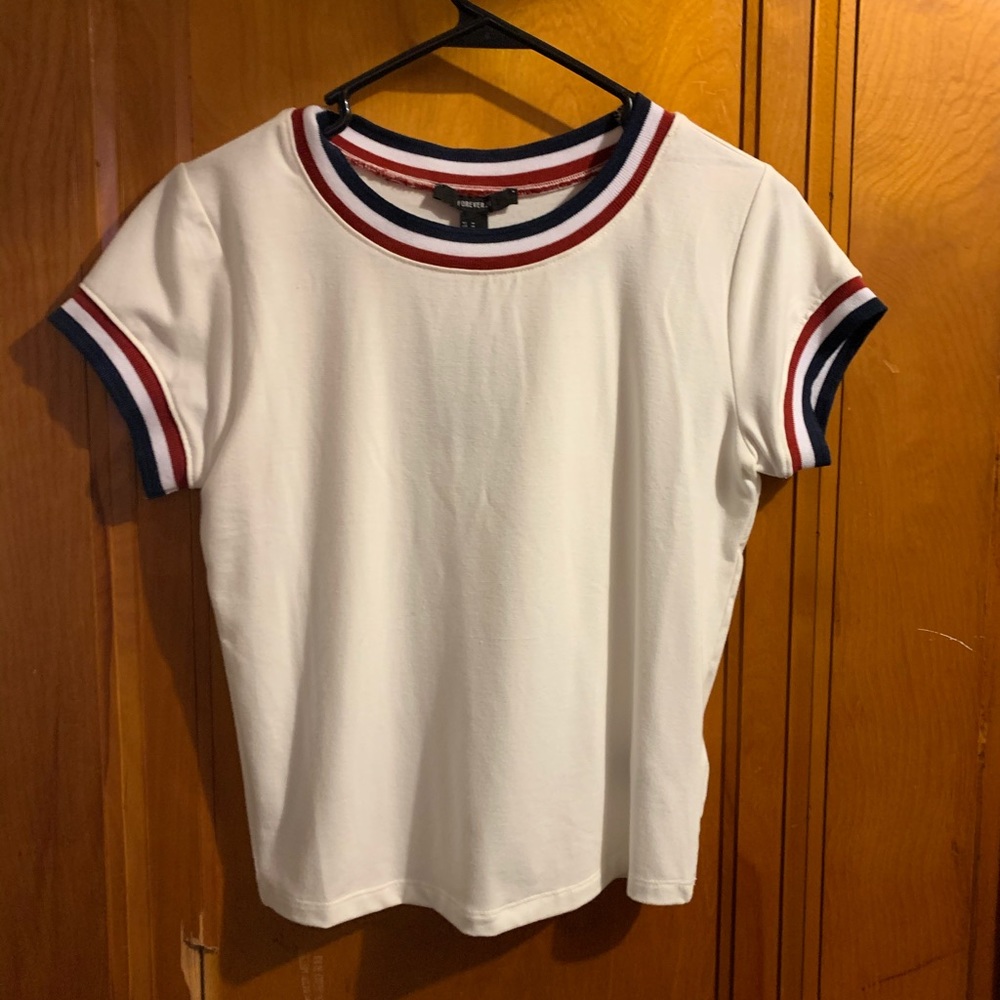 Forever 21 ring t-shirt size Medium